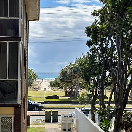 Meridian Tower Kirra Beach Coolangatta Exterior photo